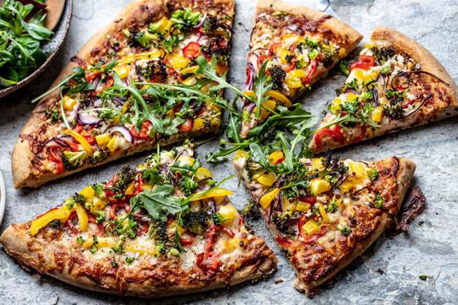 پیتزا سبزیجات خانواده